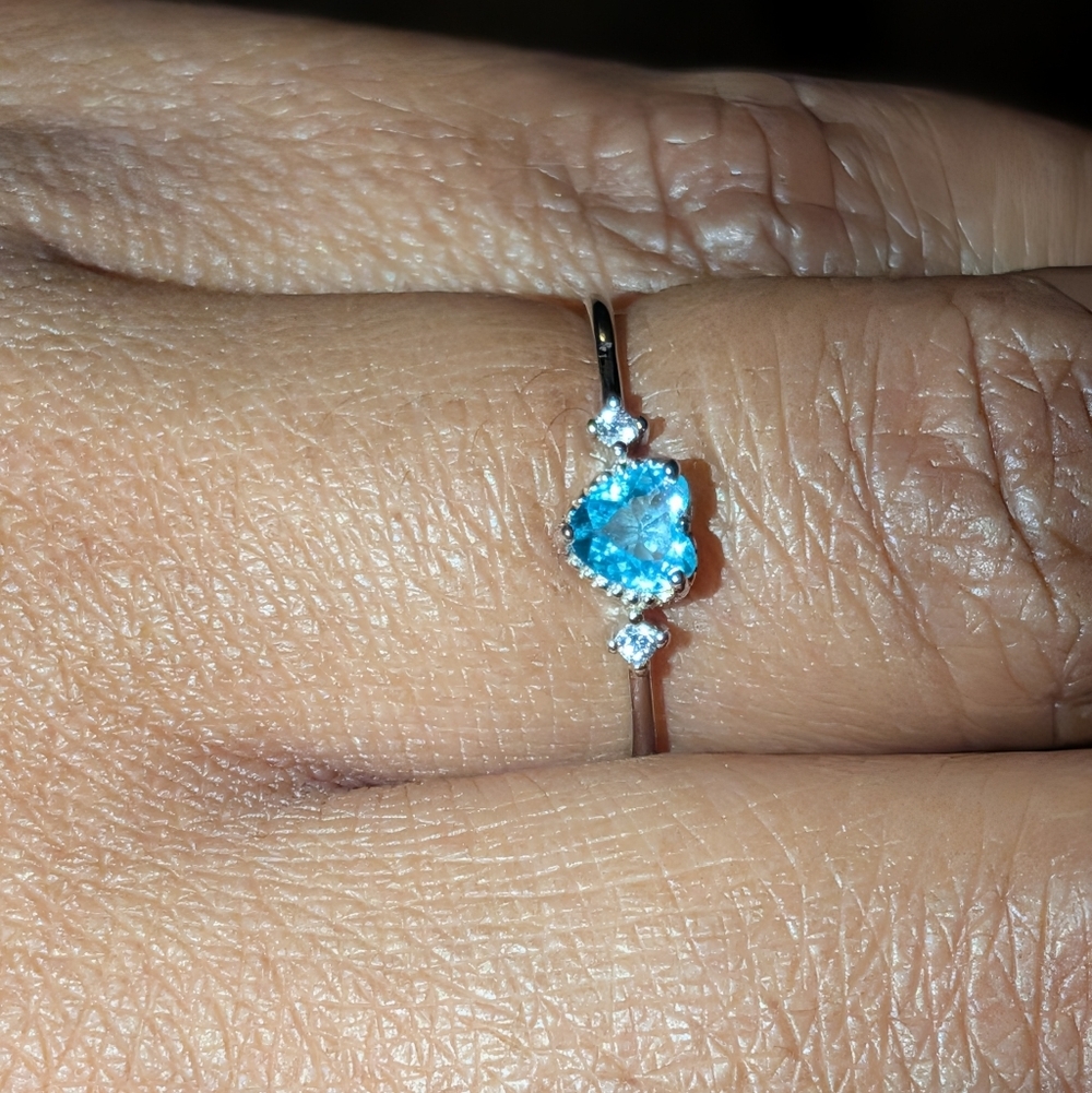 Stunning 925 Sterling silver promise ring sz 6 - Picture 5 of 17